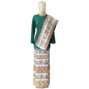 Kain Tapis 'Raja Medal' Putih wanita